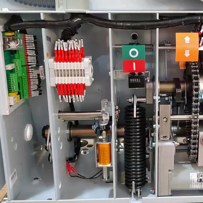 Vacuum Circuit Breaker